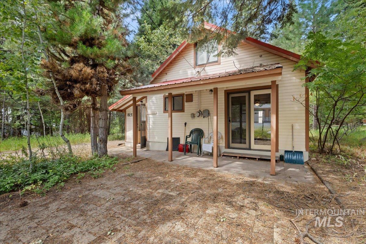 813 & 815 Reedy Lane