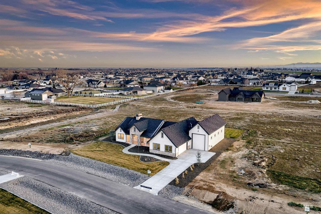 Photo of 15293 Juniperwood Drive, Caldwell, ID 83607 (MLS # 98973669)