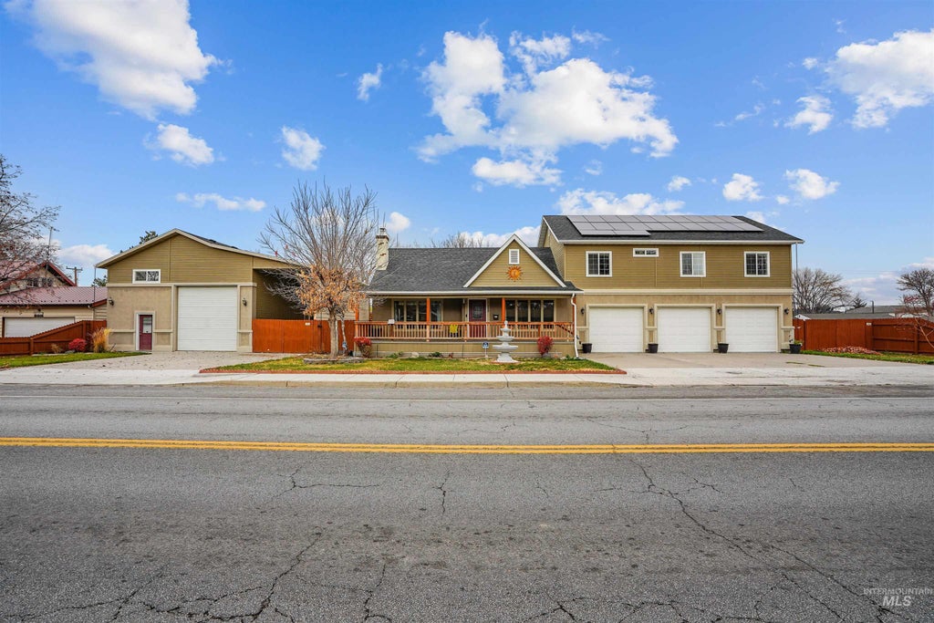 Photo of 720 E Main Street, Jerome, ID 83338 (MLS # 99003248)