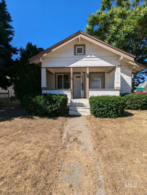 Photo of 359 N 2nd Ave, Twin Falls, ID 83301 (MLS # 98961894)