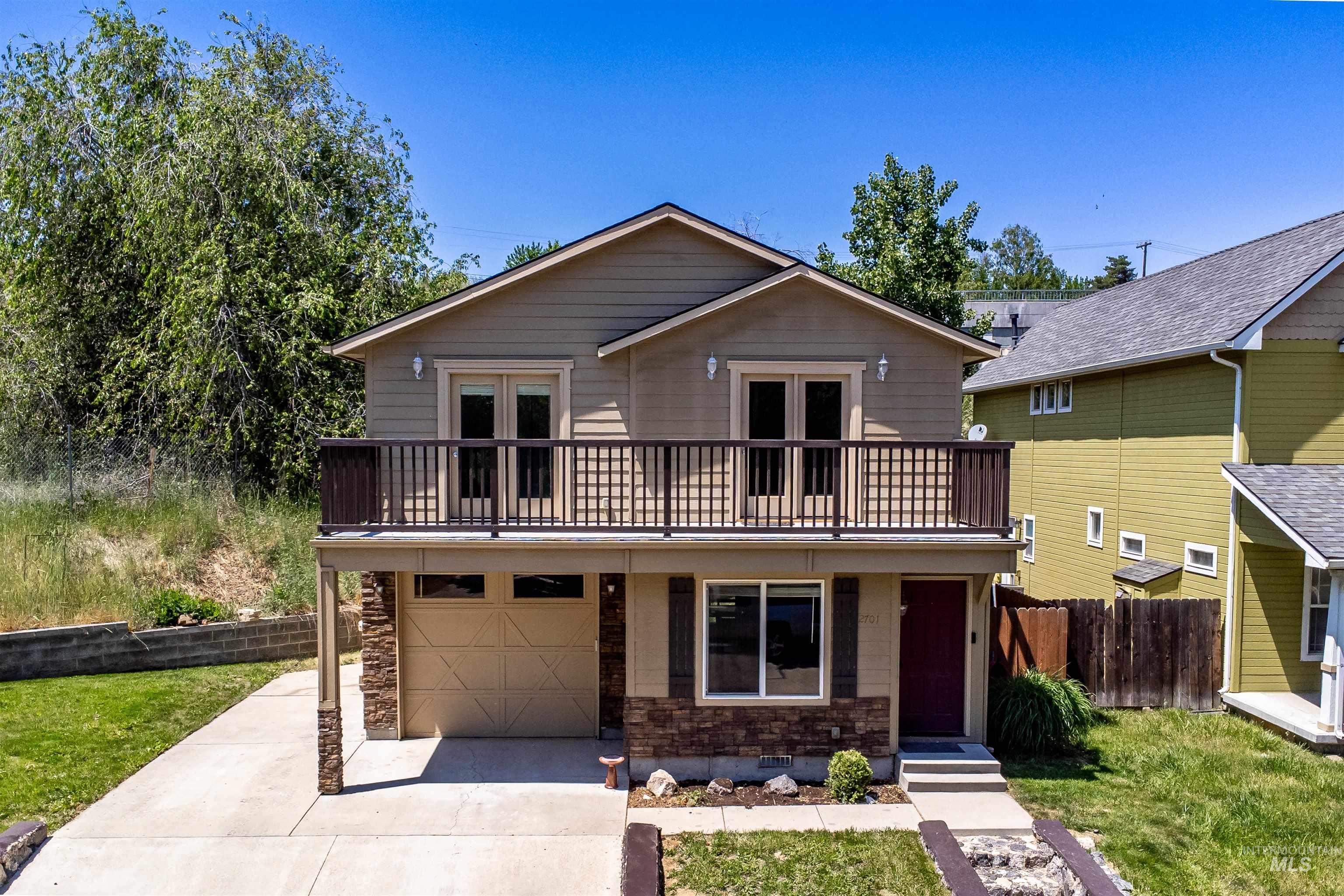 2701 S Gourley