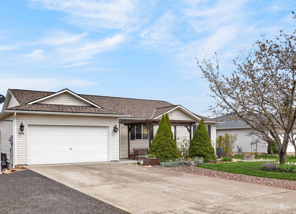 Photo of 436 Gambels Lane, Moscow, ID 83843 (MLS # 98983097)