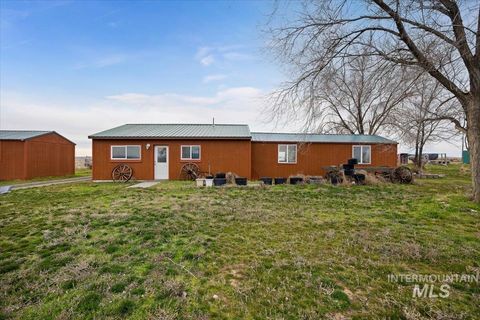 Photo of 57 E 5400, Hagerman, ID 83332 (MLS # 98977101)