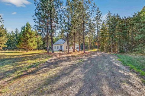 Photo of 1005 Williams Ln, Deary, ID 83823 (MLS # 98964598)