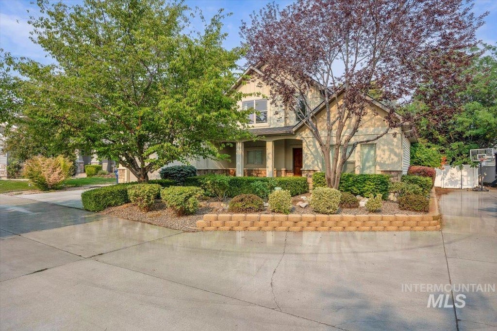 Photo of 1625 Brookfield Court, Twin Falls, ID 83301 (MLS # 98995483)