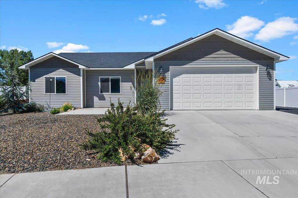 Photo of 1200 Saddle Dr, Filer, ID 83328 (MLS # 98990305)