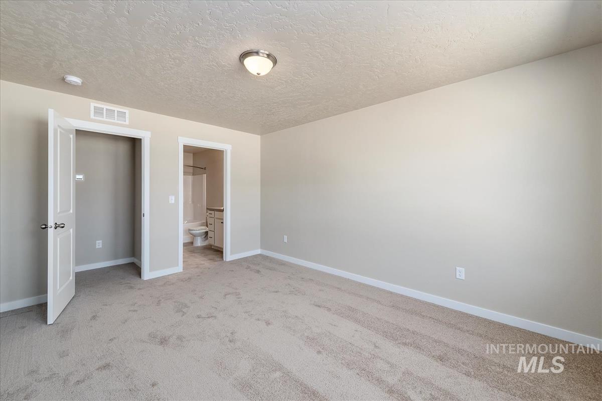19355 Snowyside Way