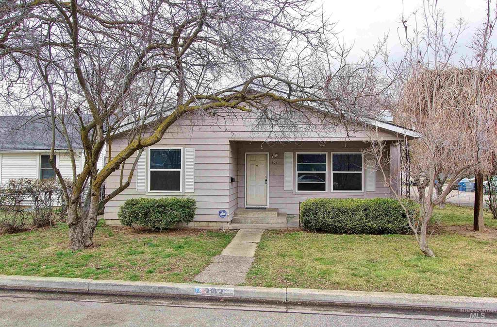 Photo of 303 S Cleveland St, Boise, ID 83705 (MLS # 98977113)