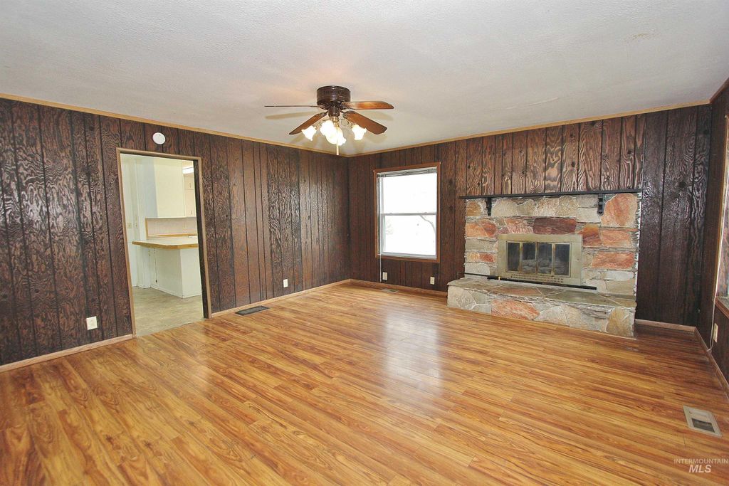 Photo of 303 S Cleveland St, Boise, ID 83705 (MLS # 98977113)