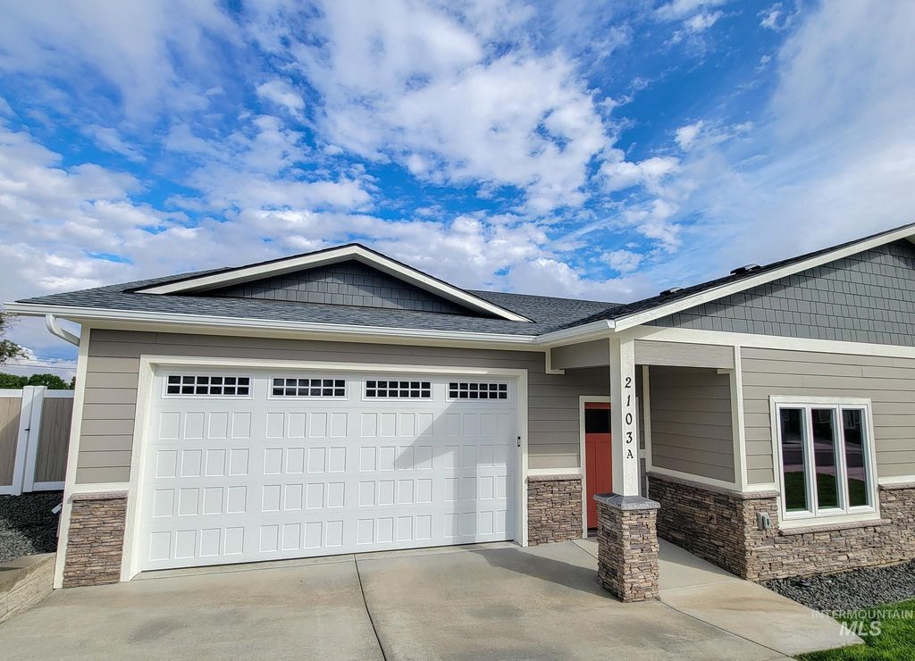 Photo of 2103 Alder #A, Lewiston, ID 83501 (MLS # 98940560)