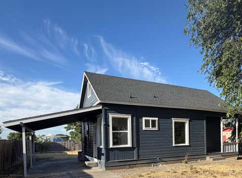 Photo of 1815 Lincoln ST, Mountain Home, ID 83647 (MLS # 98992690)