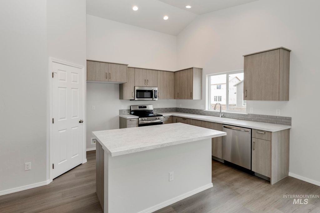 Photo of 7354 S Menzingers Ave, Meridian, ID 83642 (MLS # 98968390)