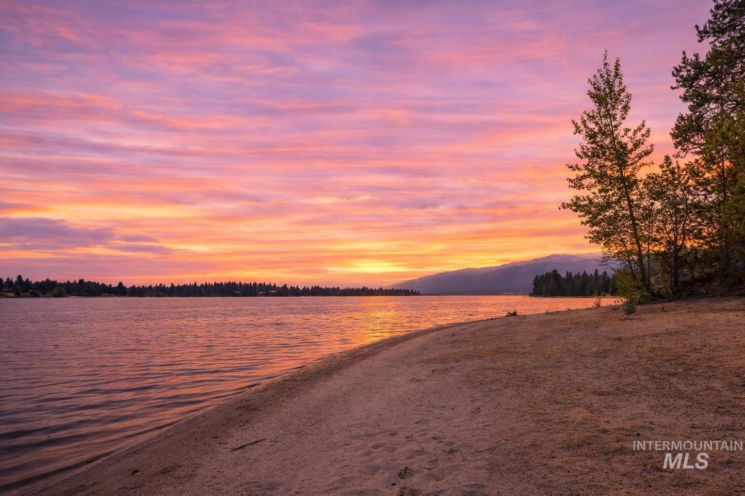 Water view with a mountain backdrop