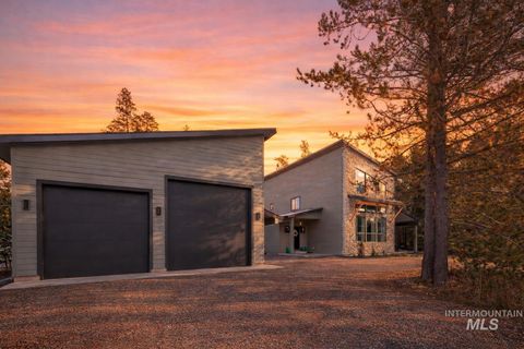 127 Jacks Loop Donnelly ID 83615