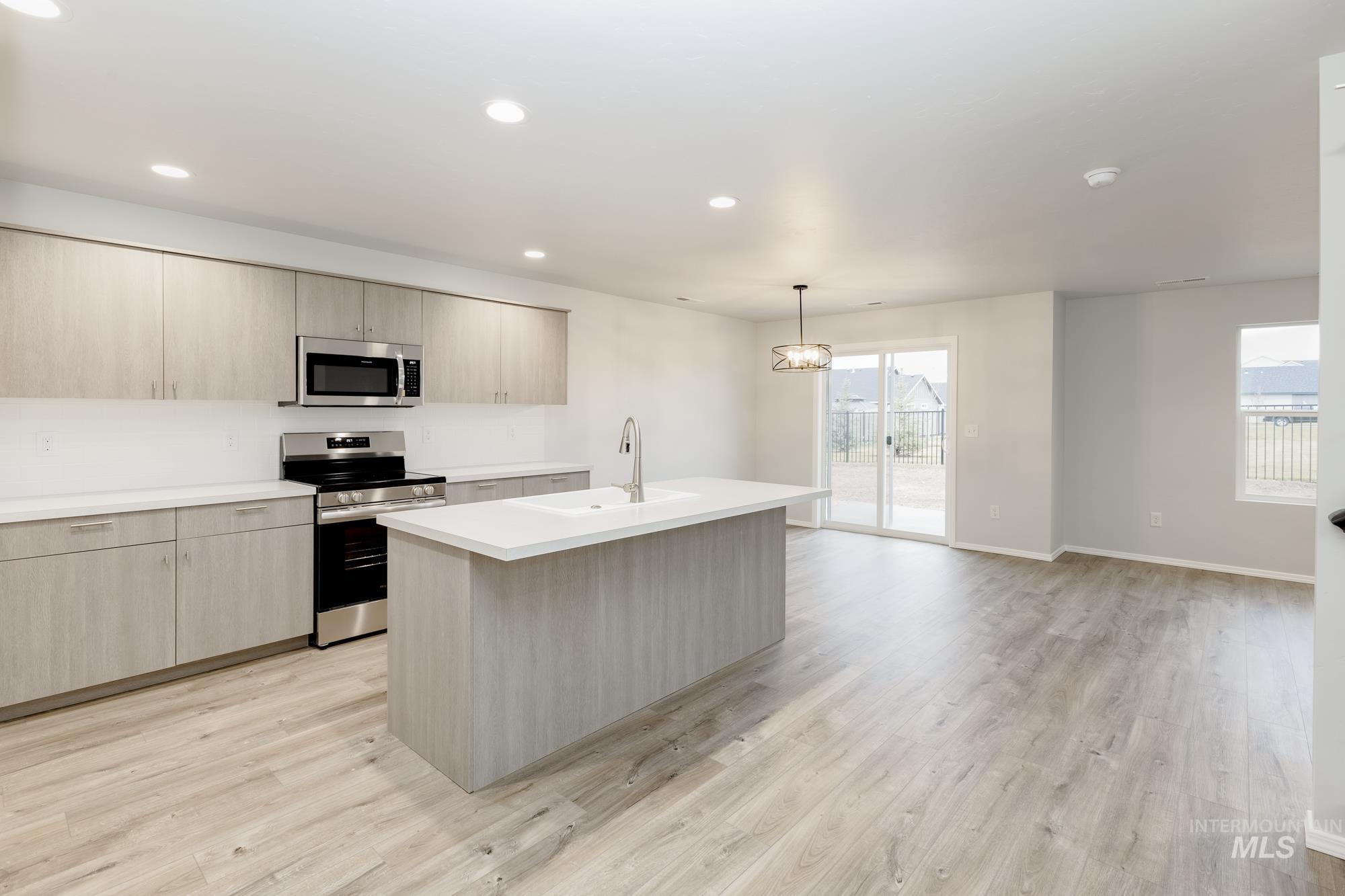 3117 S Maple Ranch Way