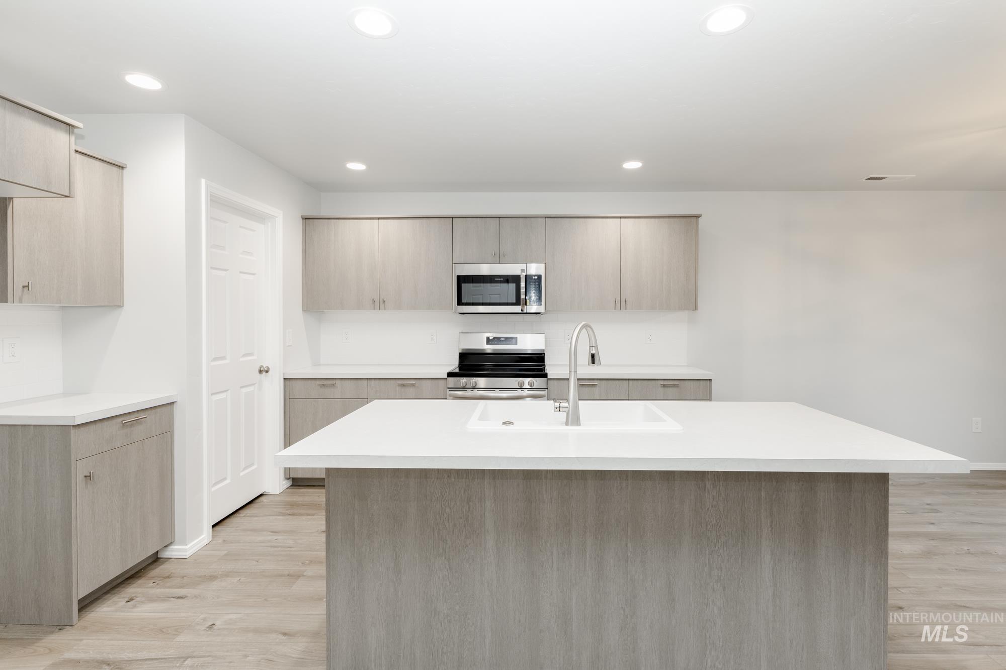 3117 S Maple Ranch Way