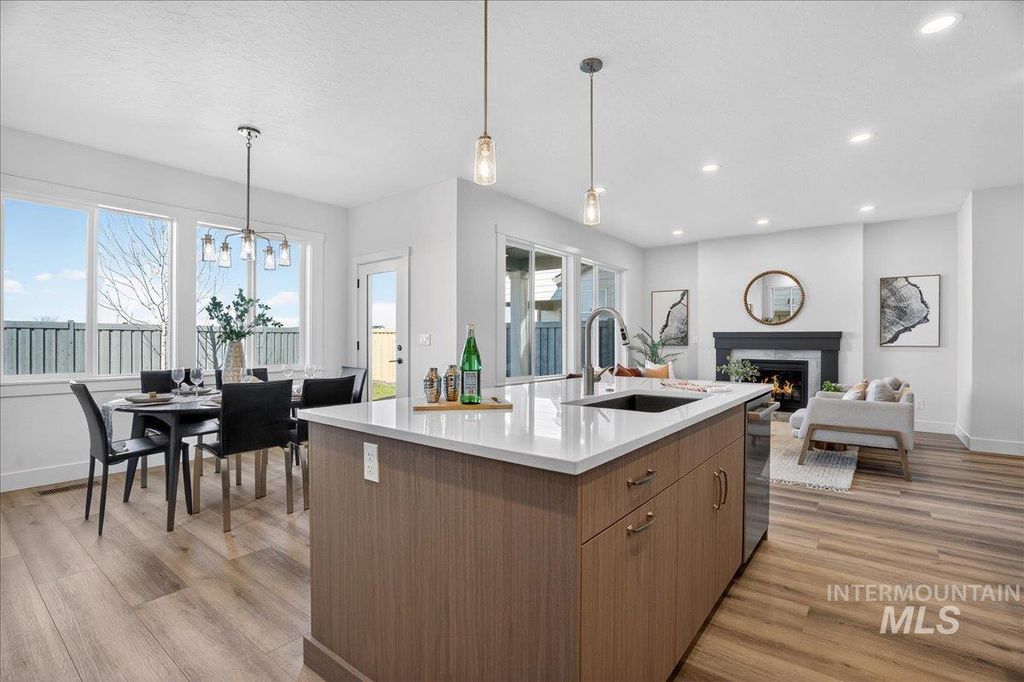 Photo of 18139 Cinder Brook Ave, Nampa, ID 83687 (MLS # 98978811)