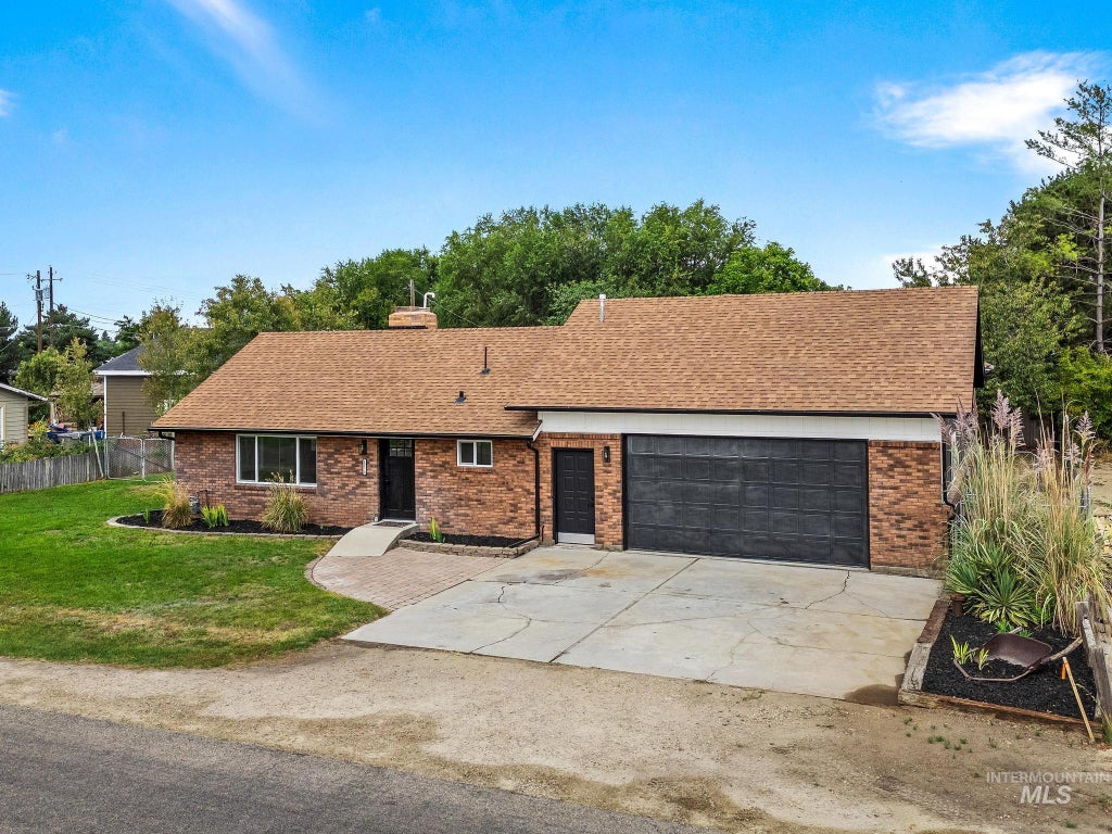 Photo of 10520 W Arnold Rd, Boise, ID 83714 (MLS # 98999907)