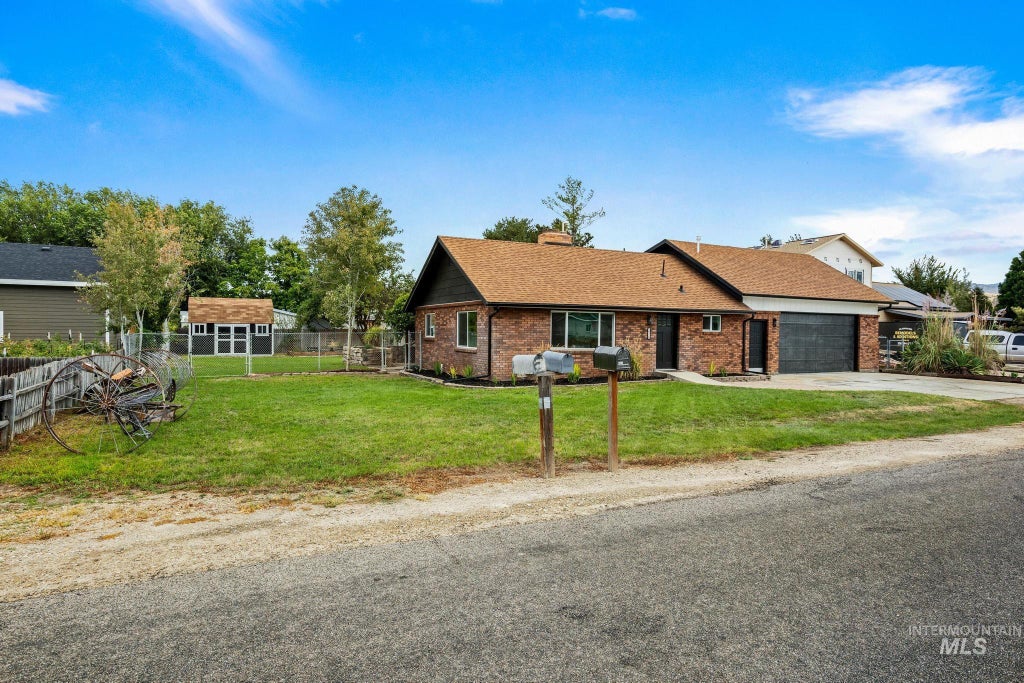 Photo of 10520 W Arnold Rd, Boise, ID 83714 (MLS # 98999907)