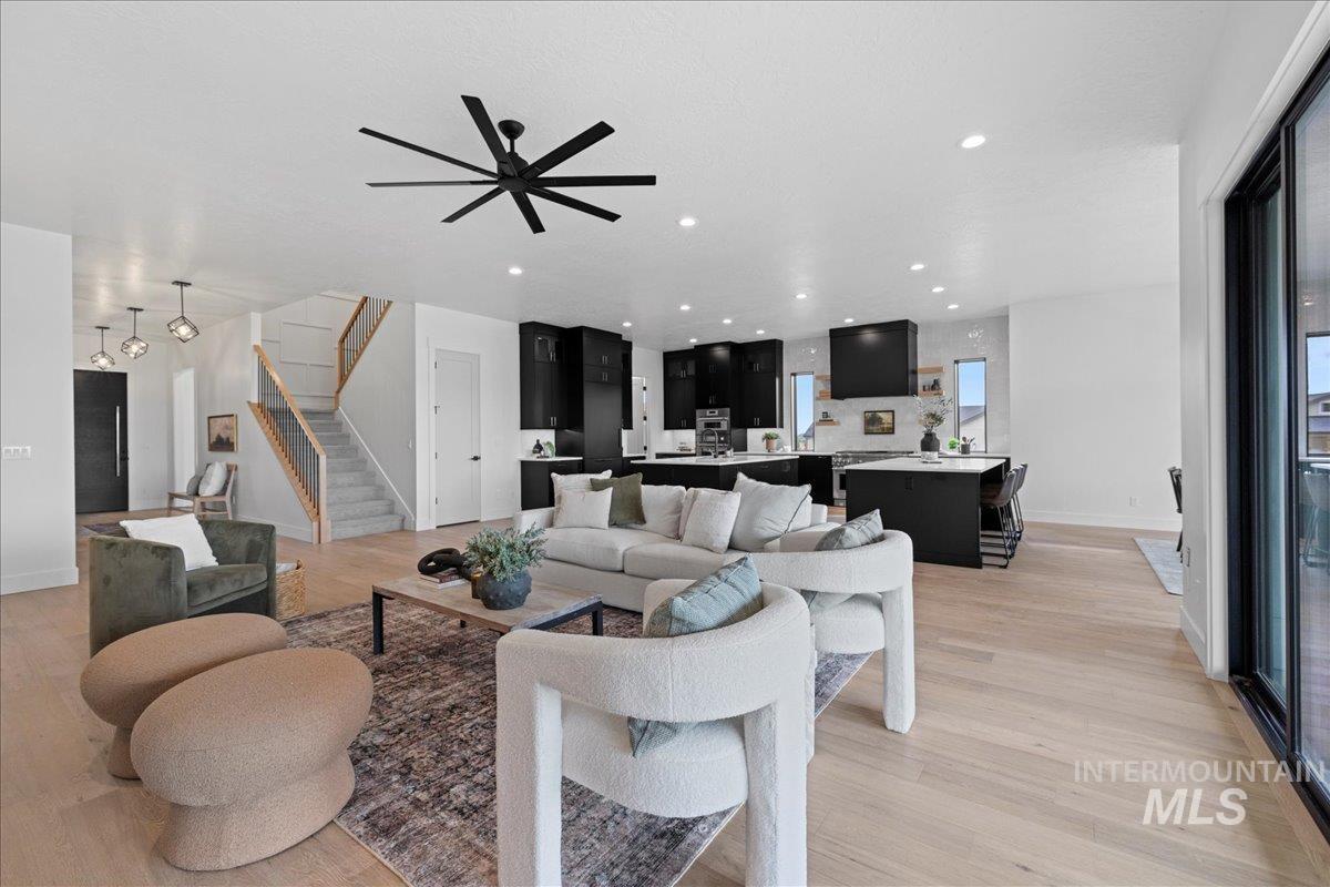 Nampa, Idaho 83651, United States, 4 Bedrooms Bedrooms, ,4 BathroomsBathrooms,Residential,Active,178113