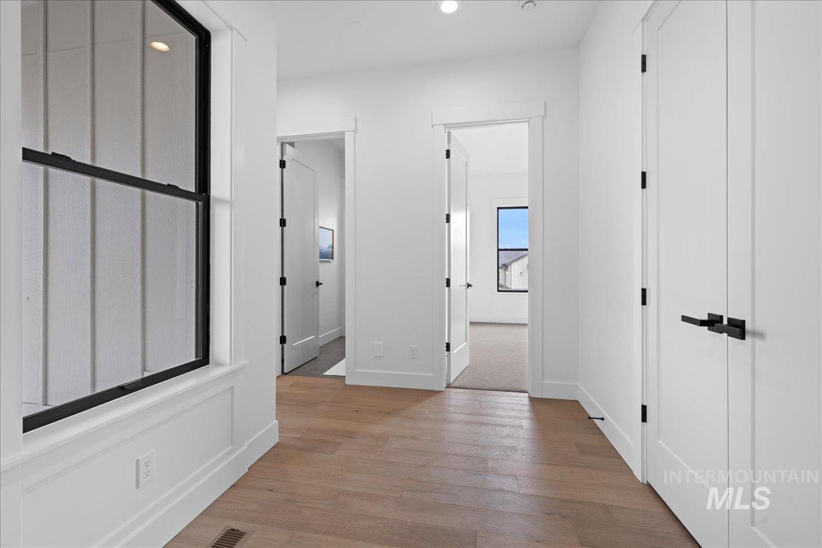 Nampa, Idaho 83651, United States, 4 Bedrooms Bedrooms, ,4 BathroomsBathrooms,Residential,Active,178113