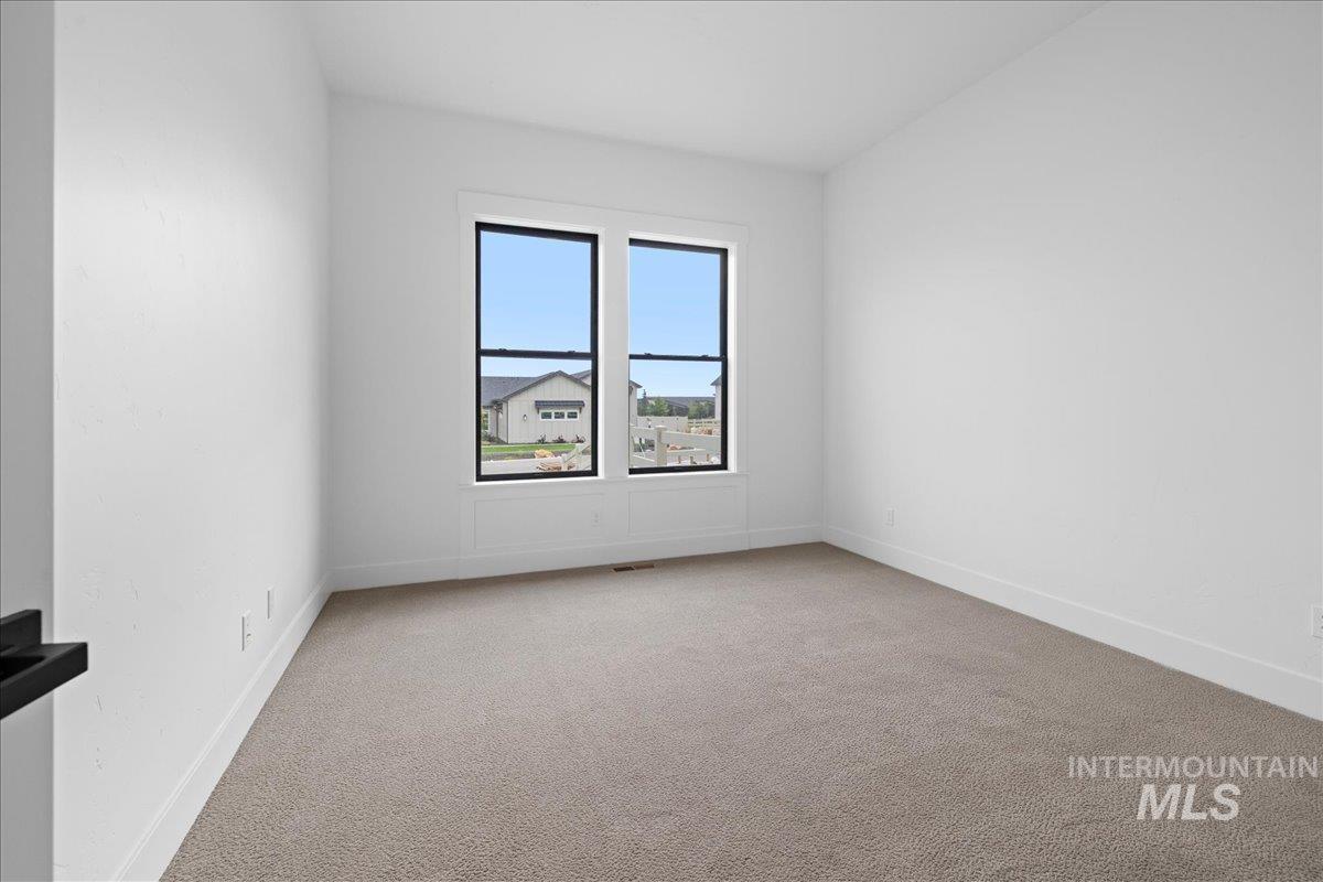 Nampa, Idaho 83651, United States, 4 Bedrooms Bedrooms, ,4 BathroomsBathrooms,Residential,Active,178113