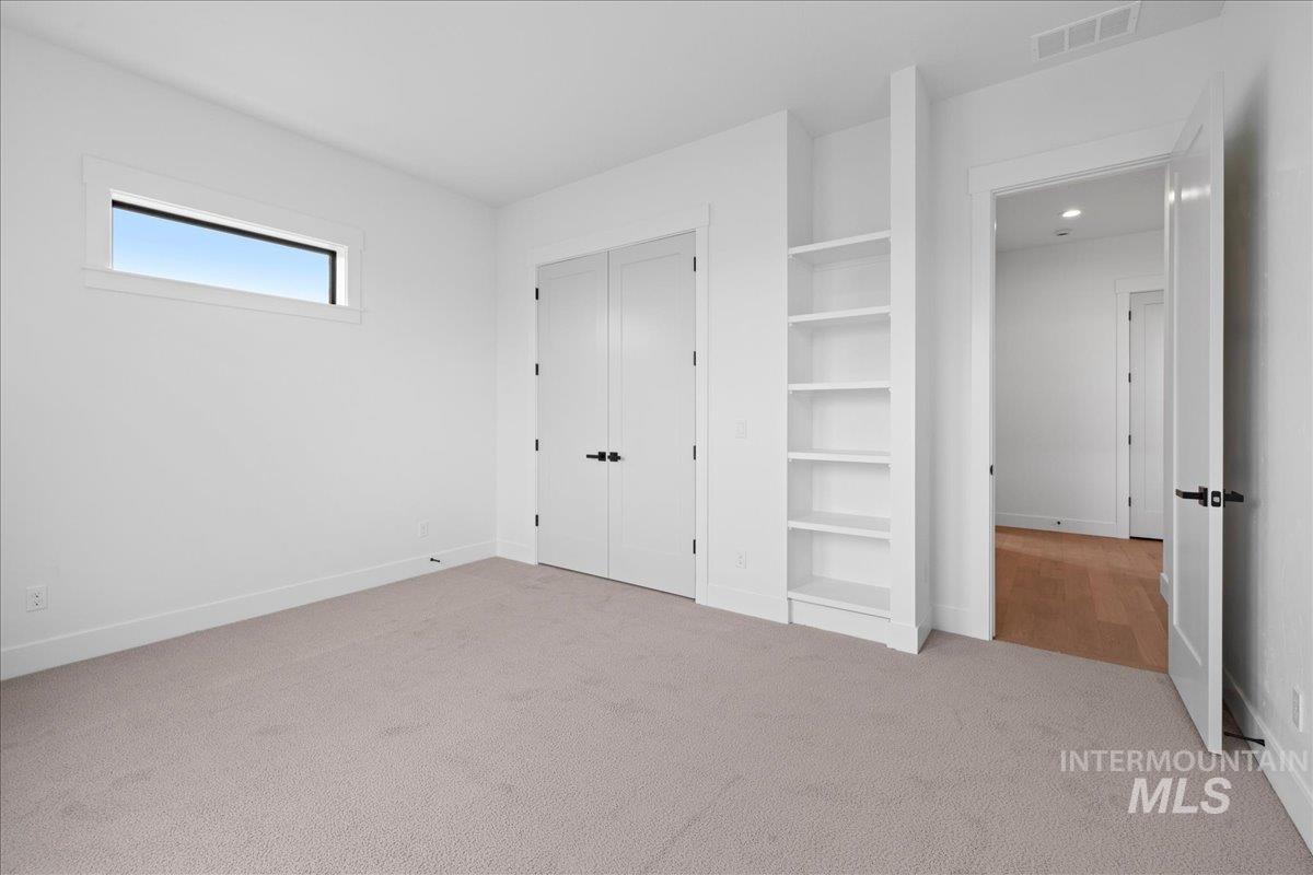 Nampa, Idaho 83651, United States, 4 Bedrooms Bedrooms, ,4 BathroomsBathrooms,Residential,Active,178113