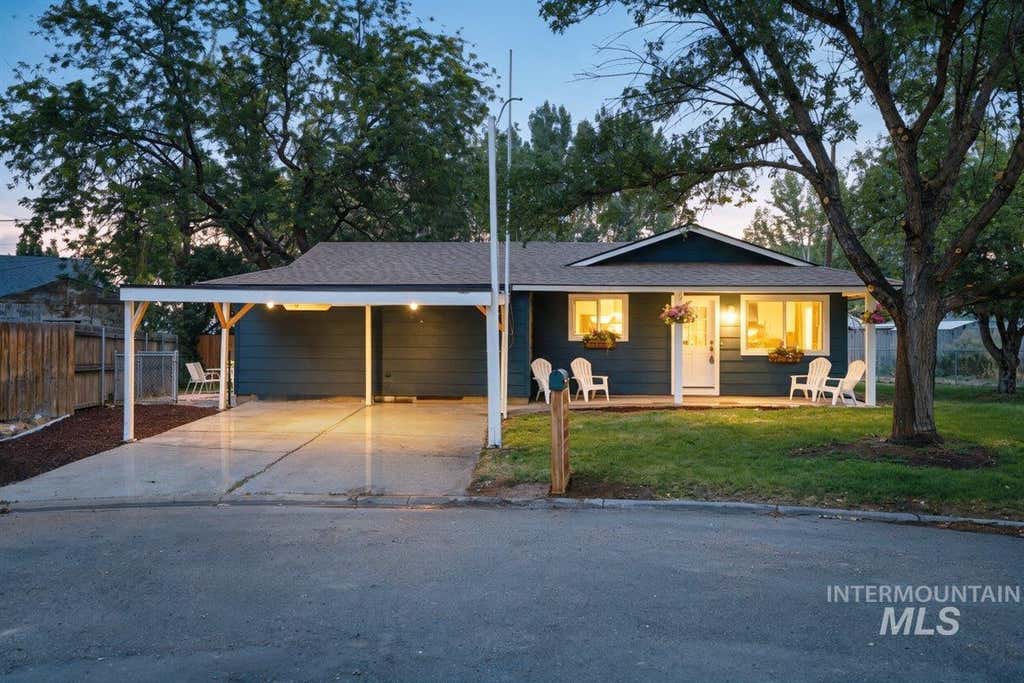 Photo of 134 N 25th Street, Nampa, ID 83687 (MLS # 98997472)