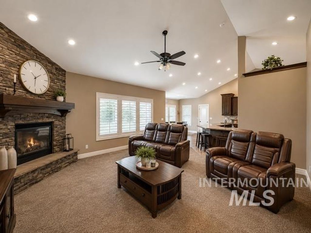 Photo of 359 Fire Thorn, Idaho Falls, ID 83404 (MLS # 98986708)
