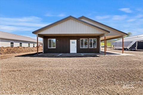 Photo of 202 N Main Street, Council, ID 83612 (MLS # 98954957)