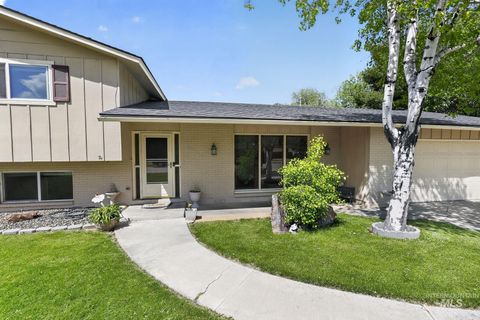 Photo of 10100 W Saranac Dr, Boise, ID 83709 (MLS # 98984413)