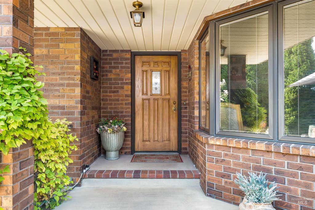 Photo of 2353 Twin Oaks Park, Twin Falls, ID 83301 (MLS # 98995908)