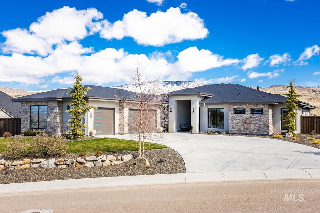 Photo of 11500 N 17th Way, Boise, ID 83714 (MLS # 98977943)