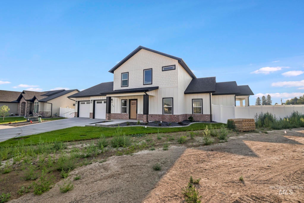 Photo of 514 Full Moon Way, Twin Falls, ID 83301 (MLS # 98995376)