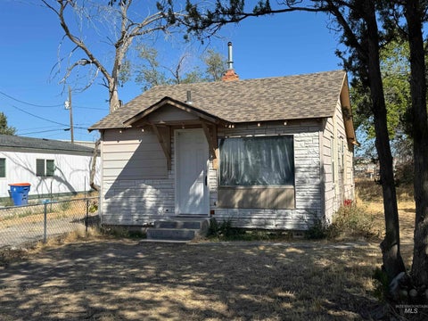 Photo of 1040 Ave W, Twin Falls, ID 83301 (MLS # 99000863)