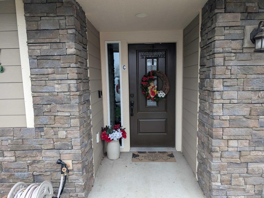 Photo of 3438 5th Street #C, Lewiston, ID 83501 (MLS # 98972182)