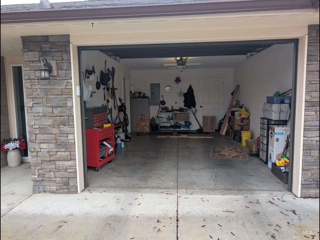 Photo of 3438 5th Street #C, Lewiston, ID 83501 (MLS # 98972182)