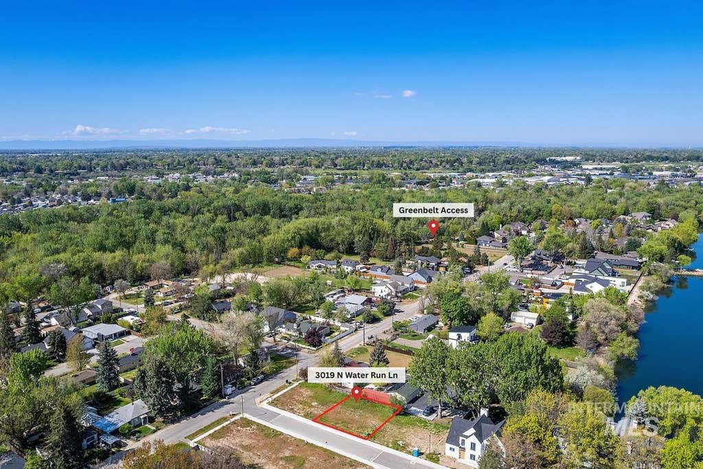 Photo of 3019 N Water Run Ln, Boise, ID 83703 (MLS # 98984653)