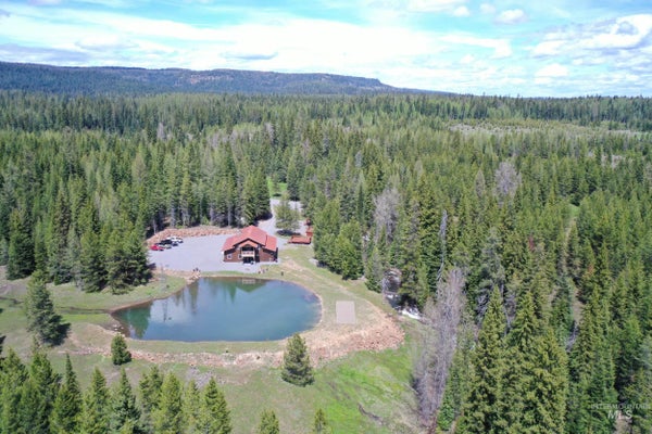 79250 LOOKOUT MOUNTAIN RD, ELGIN, OR 97827 - Image b51c8f0f4cdd1edbc6764f39d58ea9a7/1641838966