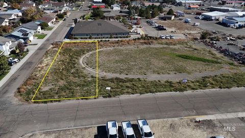 1063 SW 30th St Ontario OR 97914
