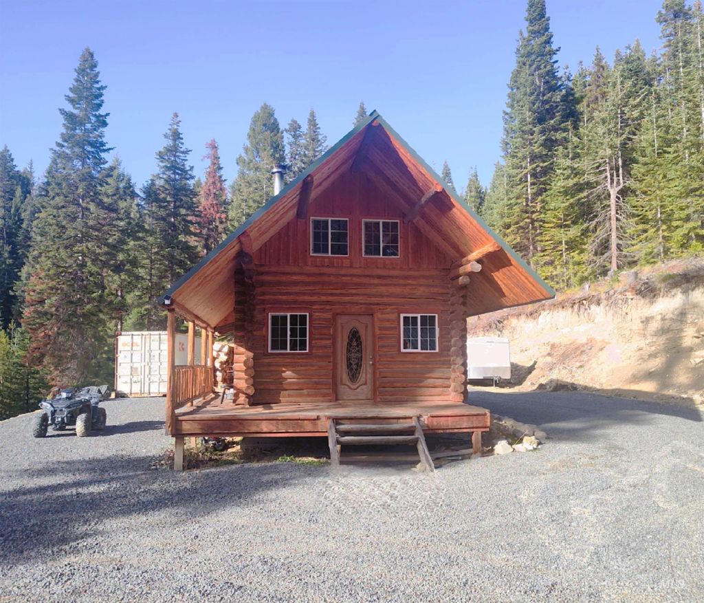 Photo of 552 Rhett Creek Road, Dixie, ID 83525 (MLS # 98967176)