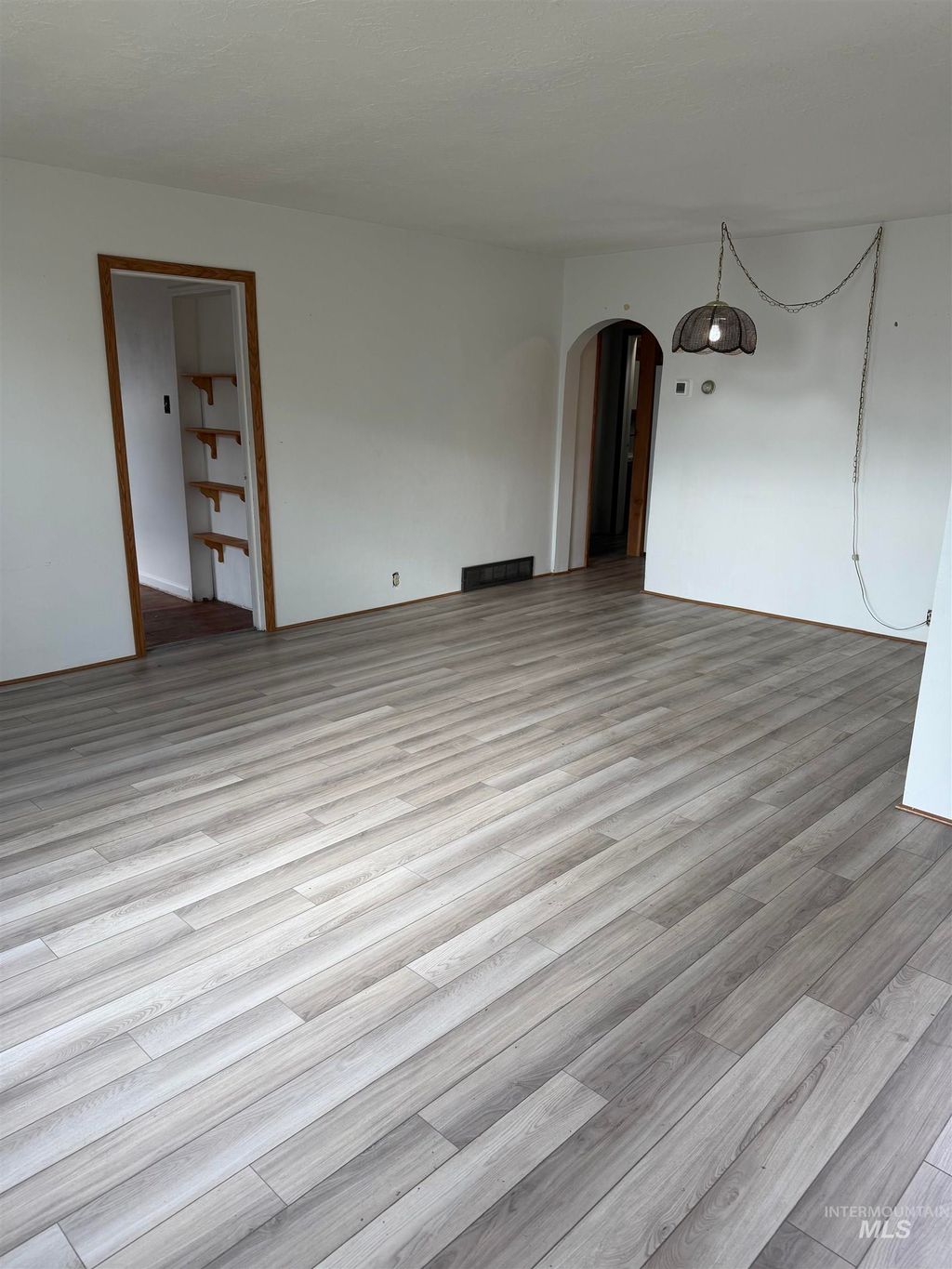 Photo of 302 E 7th Street, Burley, ID 83318 (MLS # 98978300)