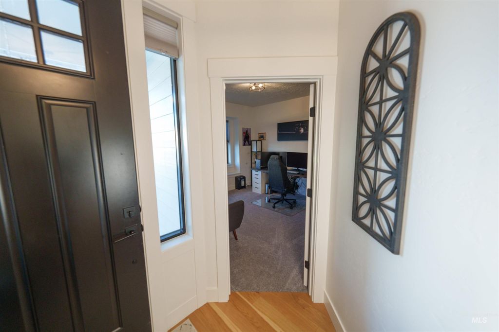 Photo of 4580 N Bryce Canyon Ave, Meridian, ID 83646 (MLS # 98984682)