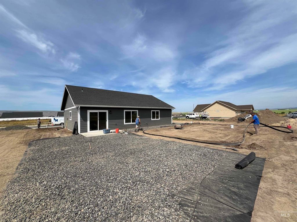 Photo of 1738 Painted Rock Ct, Lewiston, ID 83501 (MLS # 98976051)