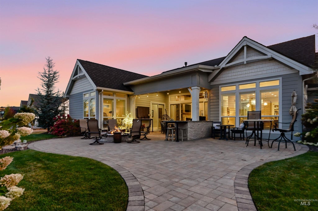 Photo of 1030 N Morehouse Ave, Eagle, ID 83616 (MLS # 99000498)