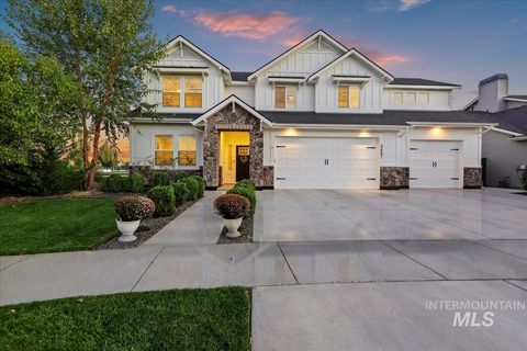 Photo of 4667 W Ladle Rapids St, Meridian, ID 83646 (MLS # 98962593)