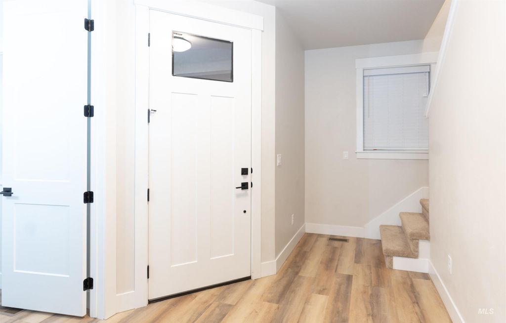 Photo of 424 Sunny Ln, Nampa, ID 83651 (MLS # 98967234)