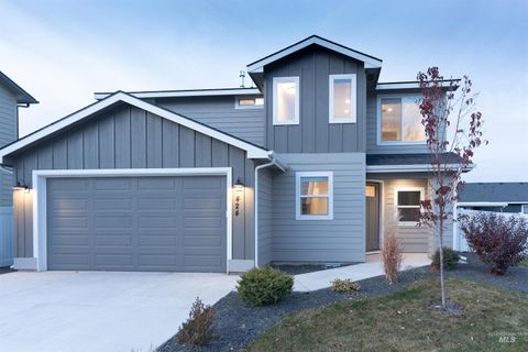 Photo of 424 Sunny Ln, Nampa, ID 83651 (MLS # 98967234)