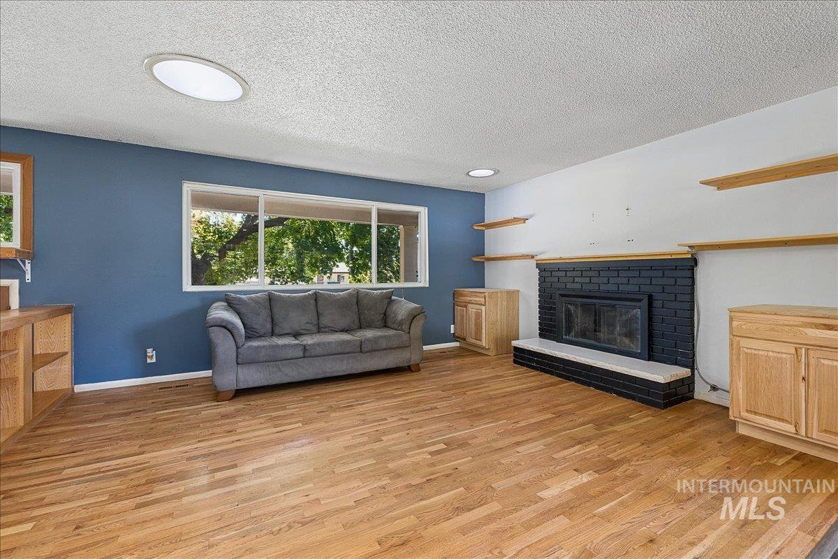 7226 W Cedarwood Dr.