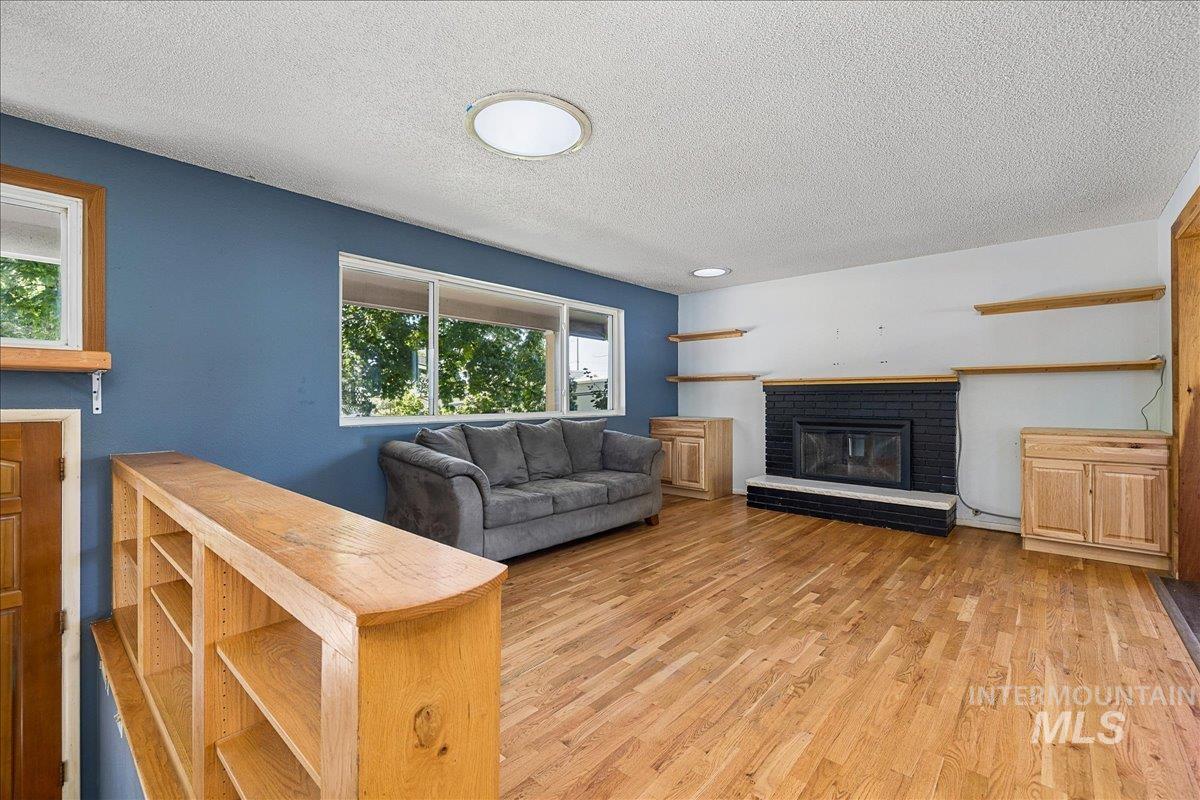 7226 W Cedarwood Dr.